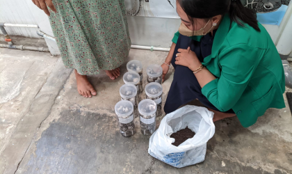 Menemukan Penyu Bertelur di Pantai Donosuko