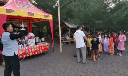 Sosialisasi kepada masyarakat di Pantai