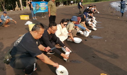 Pelepasliaran Tukik Bersama Telkomsel