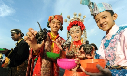 Pelepasliaran Tukik Memperingati Sumpah Pemuda