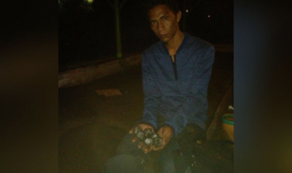 Menemukan Penyu Bertelur di Pantai Boom