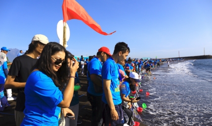 Pelepasliaran Tukik Bersama Keluarga Besar Pelindo III