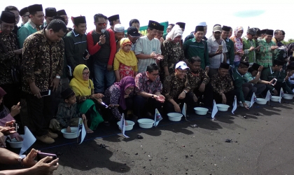 Pelepasliaran Tukik Dalam Acara ISNU Bupati