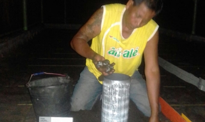 Menemukan Penyu Bertelur di Pantai Boom