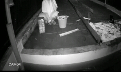 Menemukan Penyu Bertelur di Pantai Santen