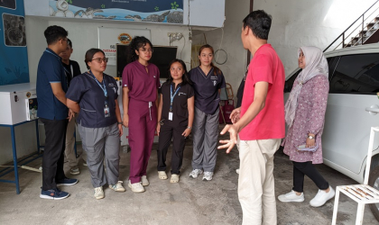 Mahasiswa Filipina Pelajari Mesin Penetas Telur Penyu di BSTF