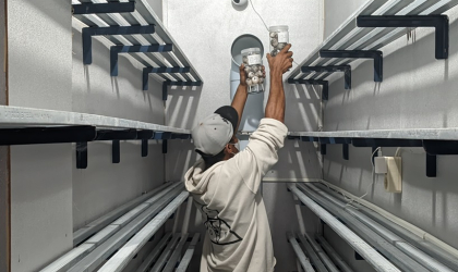 Menemukan Penyu Bertelur di Pantai Sobo